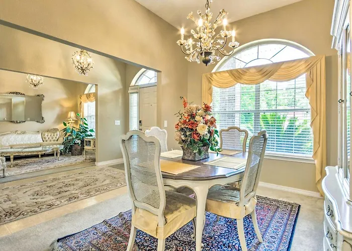 Waterfront W/ Florida Room! Holiday home *