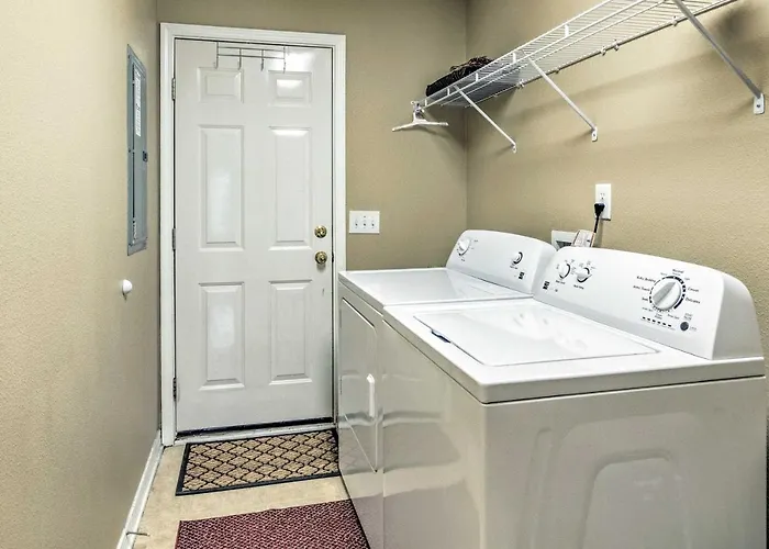 Waterfront W/ Florida Room! * Pensacola