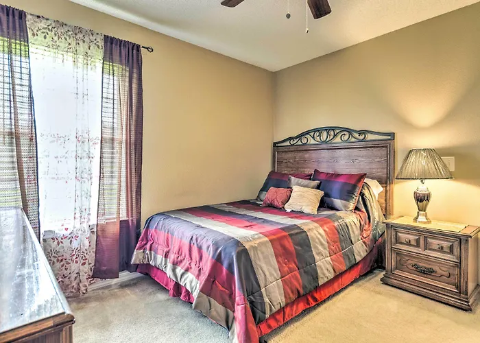 Waterfront W/ Florida Room! Holiday home *