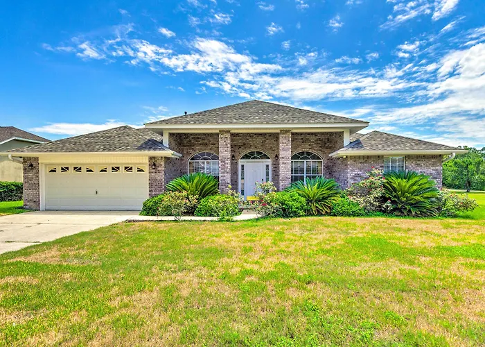 Holiday home Waterfront W/ Florida Room!