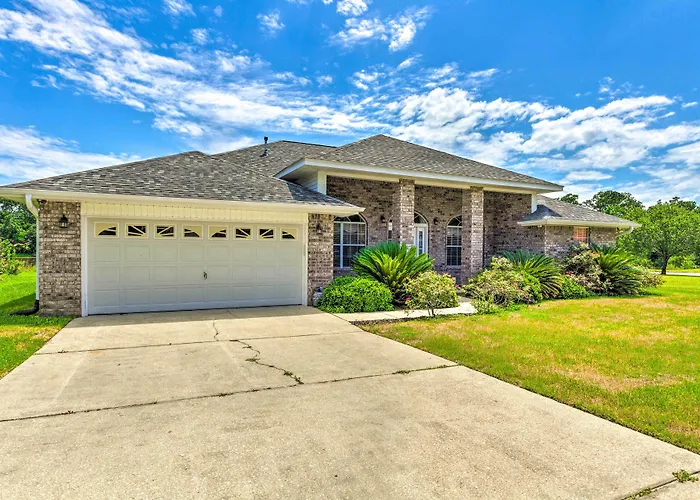 Waterfront W/ Florida Room! Holiday home Pensacola
